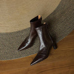 Eleganta ankelboots i läder med klack