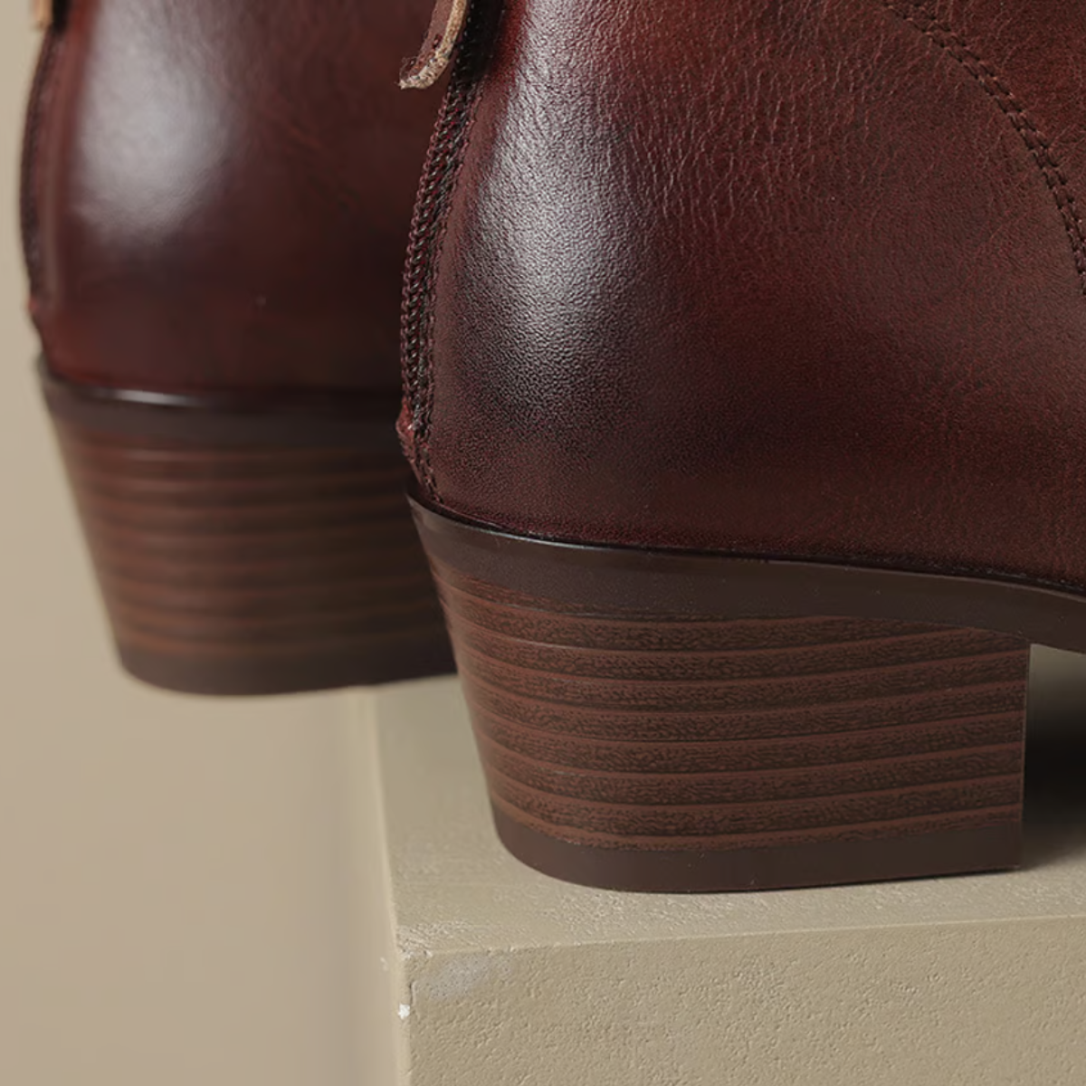 Eleganta ankelboots i läder