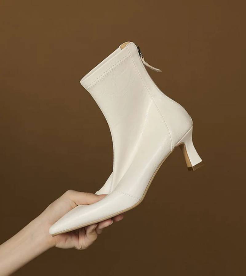 Eleganta ankelboots i läder med klack