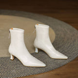 Eleganta ankelboots i läder med klack