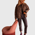 Produktbild – Elodie – Stilig Leopardmönstrad Jacka