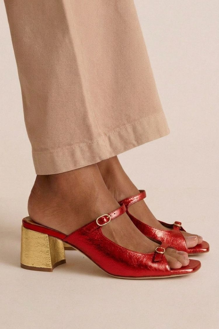 Monique | Tvåfärgade sandaler med blockklack