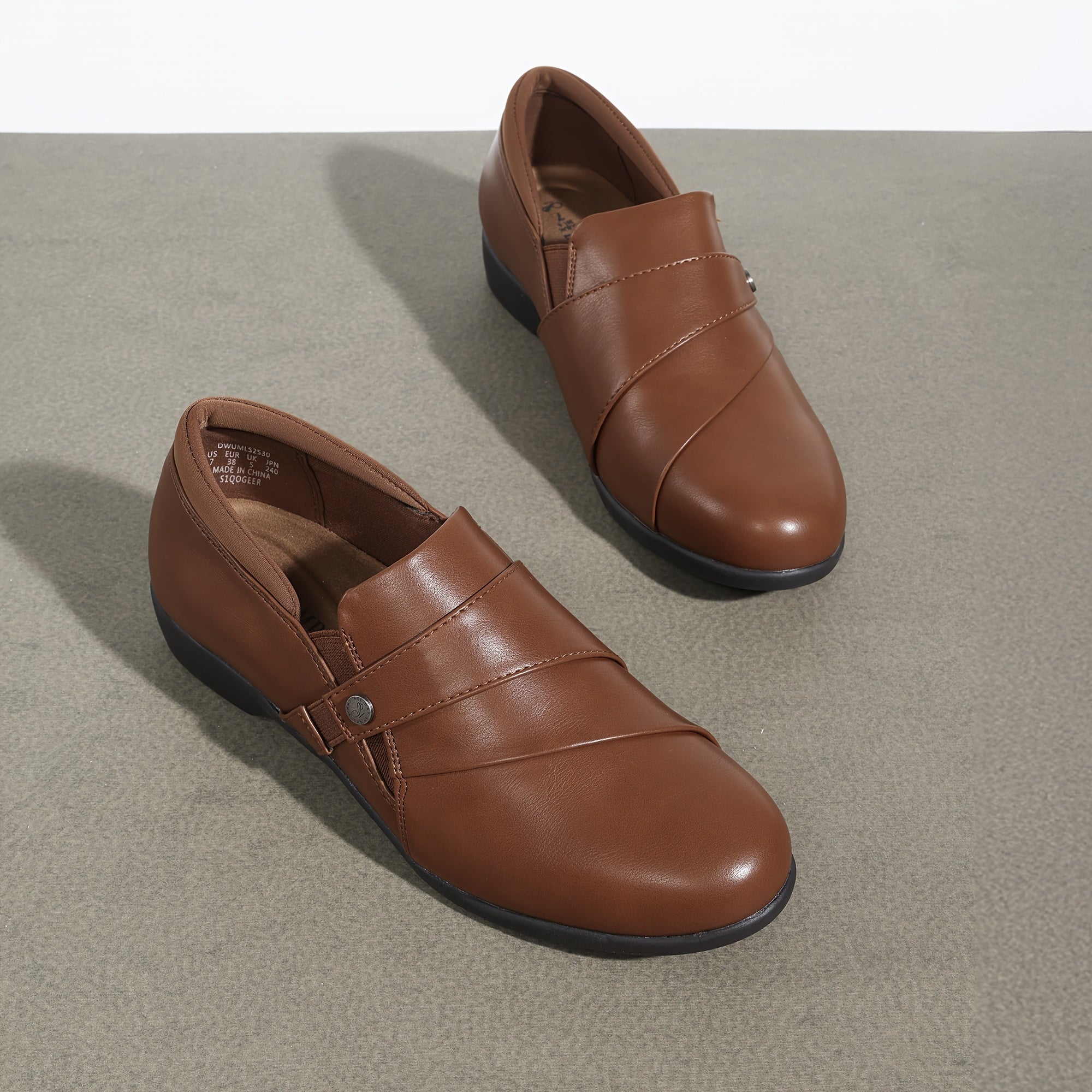Isabelle | Dressade loafers med fotstöd