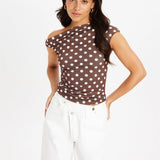 Nina | Asymmetrisk prickig topp