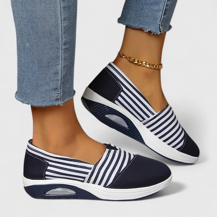 Produktbild – Julia – Ortopediska Sneakers