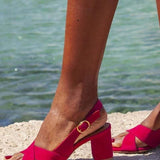 Claire | Korslagda sandaler med blockklack