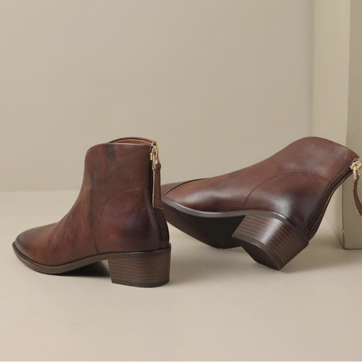 Eleganta ankelboots i läder