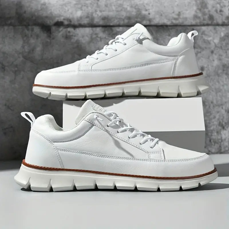 Stödjande sneakers i läder