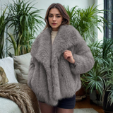 Produktbild – Corrine – Elegant långärmad krage Fuzzy Kappa