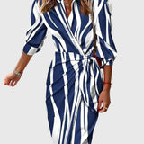 Produktbild – Everly – Elegant Wrap Dress With Print
