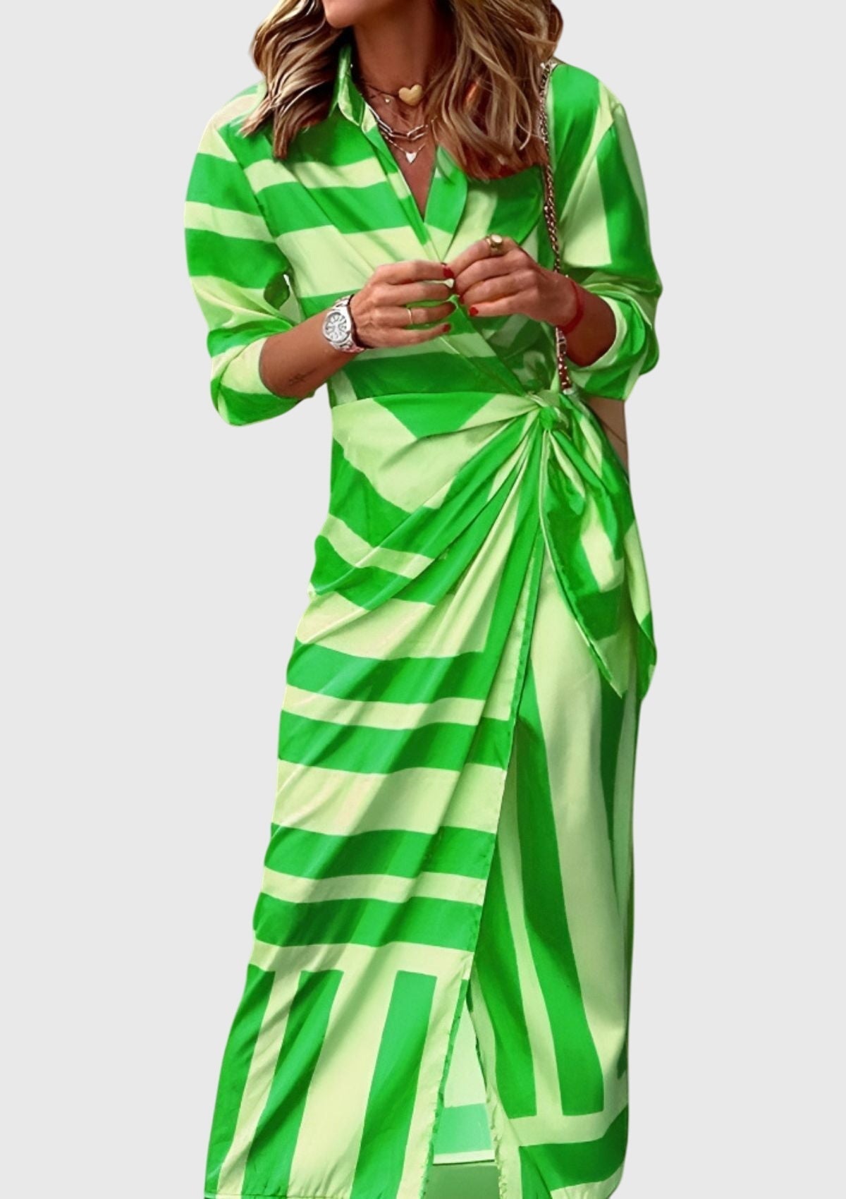 Produktbild – Everly – Elegant Wrap Dress With Print