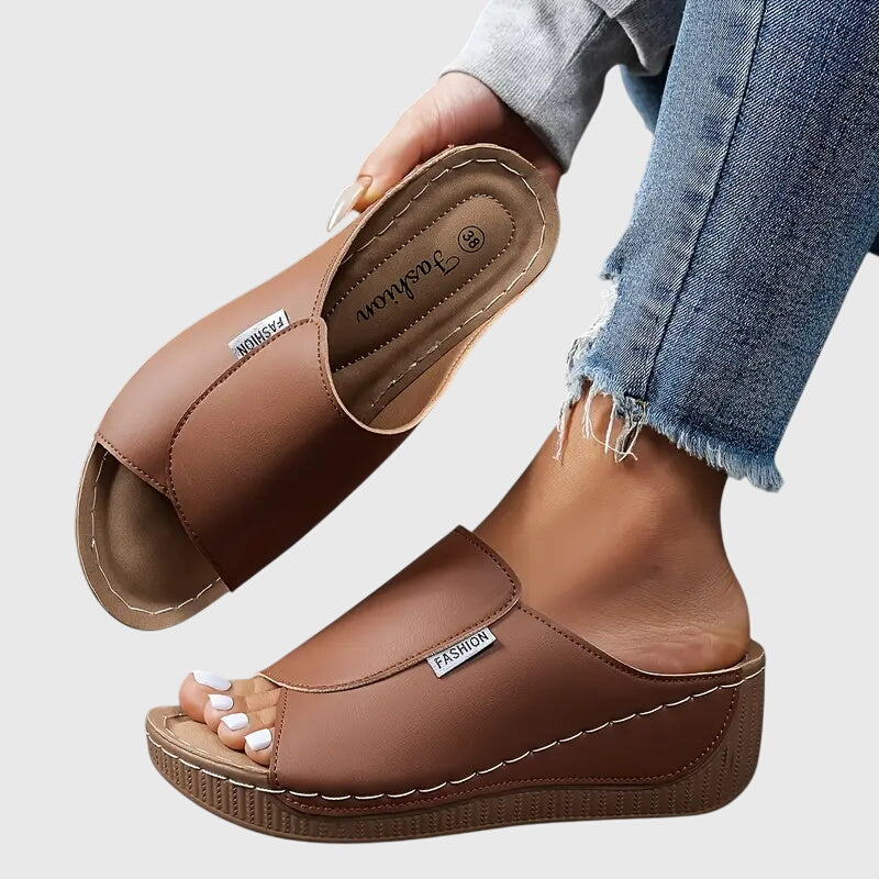 Produktbild – Esther – Stiliga Ortopediska Sandaler