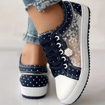 Eleganta sneakers med spetsdetaljer