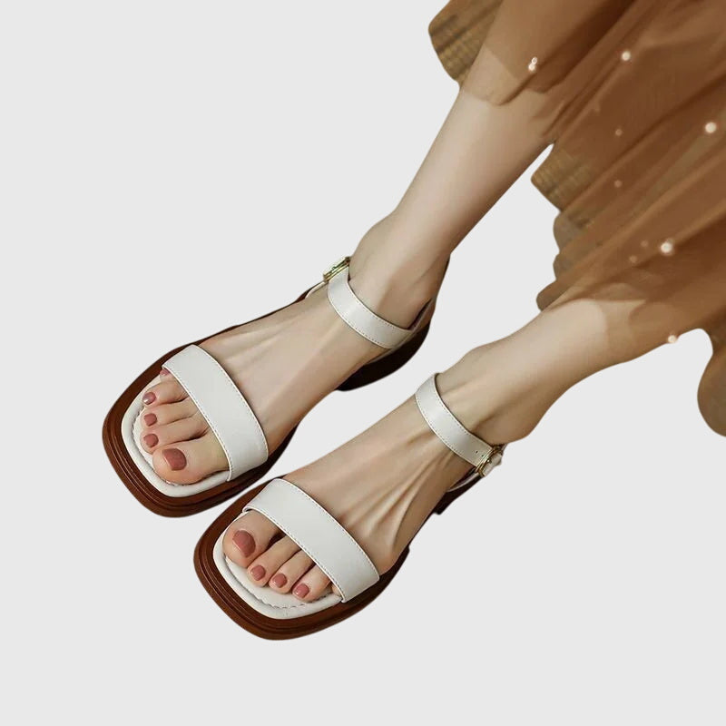 Produktbild – Celestia – Ortopediska lädersandaler