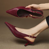 Delphine | Spetsiga slingback-pumps