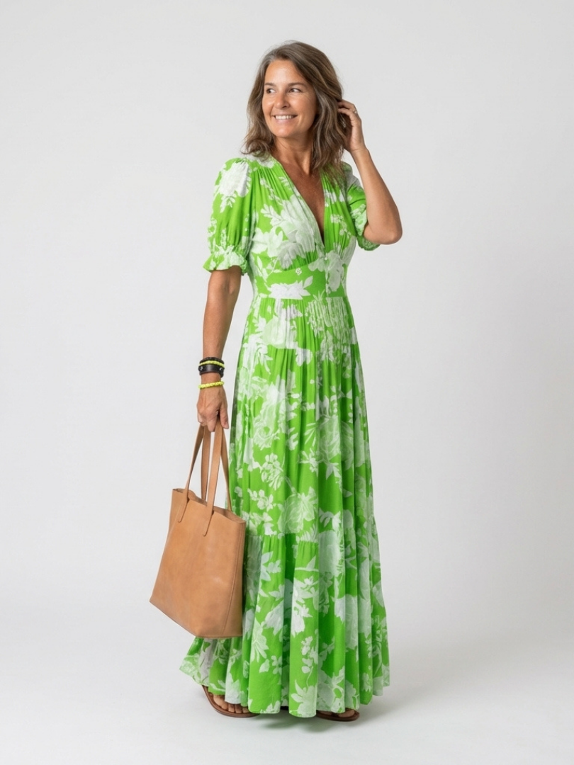 Ione | Kortärmad blommig midiklänning