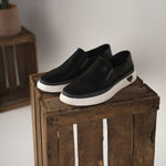 Moderna slip-on-skor för herr