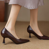 Lucie | Smala pumps i läder
