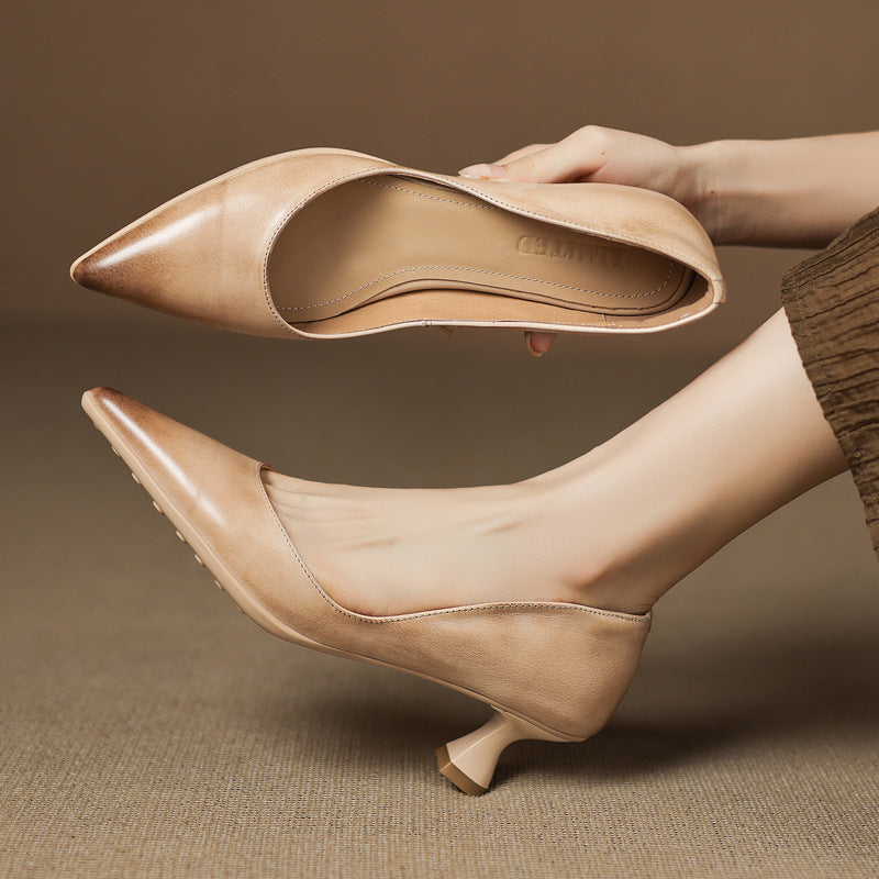 Véronique | Bekväma spetsiga pumps