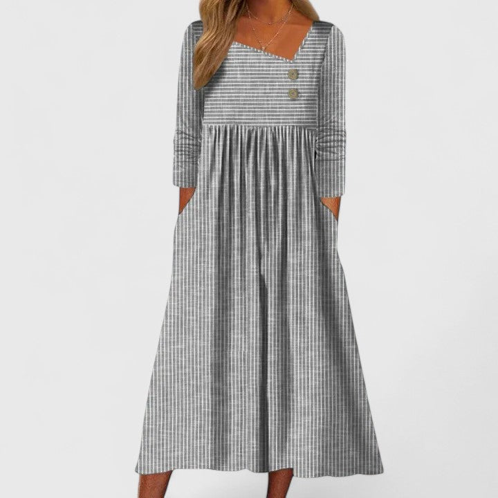 Produktbild – Cleomarie – Elegant Midi Klänning