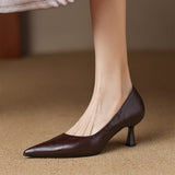 Lucie | Smala pumps i läder