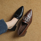 Colette | Spetsiga pumps med dekor