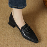 Colette | Spetsiga pumps med dekor