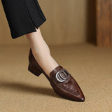 Colette | Spetsiga pumps med dekor