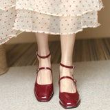 Charlotte | Lackpumps med ankelrem