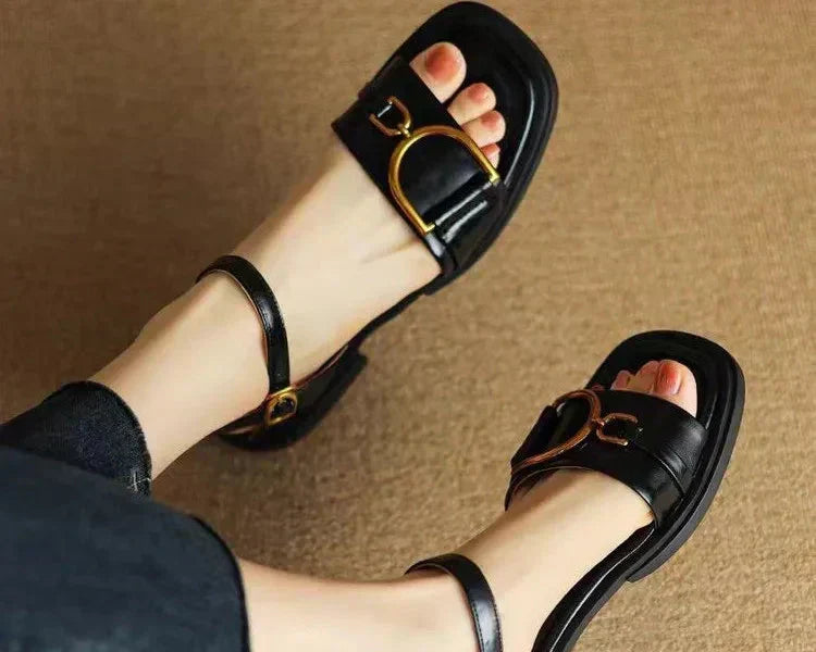 Produktbild – Amara – Platta Sandaler Med Spänne