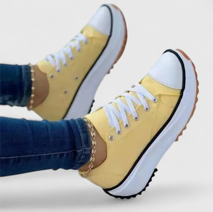 Produktbild – Kelly – Dam Sneakers med Snörning för Komfort Hela Dagen