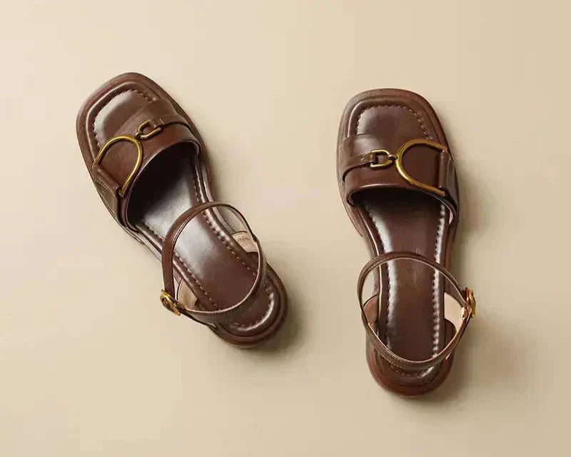 Produktbild – Amara – Platta Sandaler Med Spänne