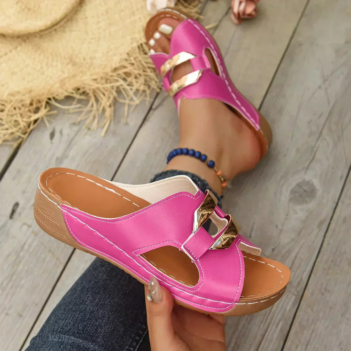 Produktbild – Lina – Ortopediska kilklack sandaler