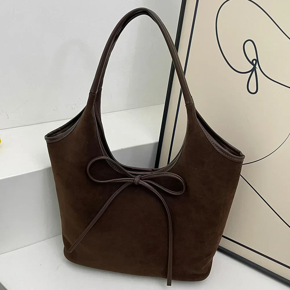 Hélène | Elegant väska med rosettdetalj