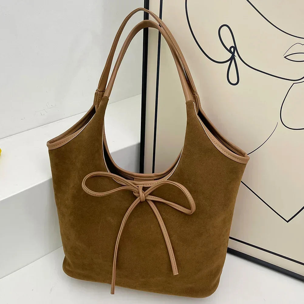 Hélène | Elegant väska med rosettdetalj