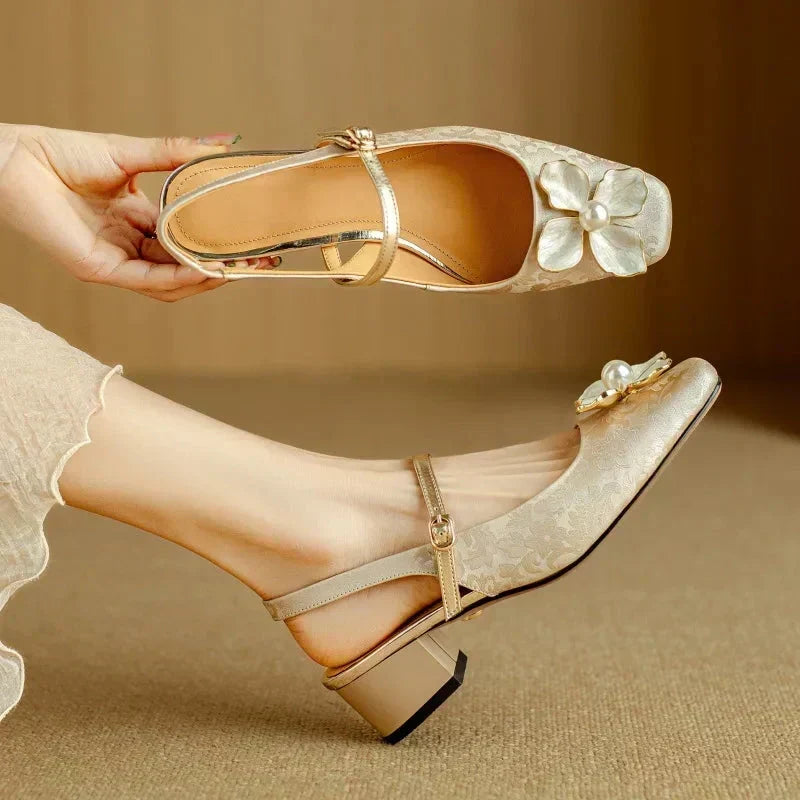 Chloé | Blommiga slingback-pumps