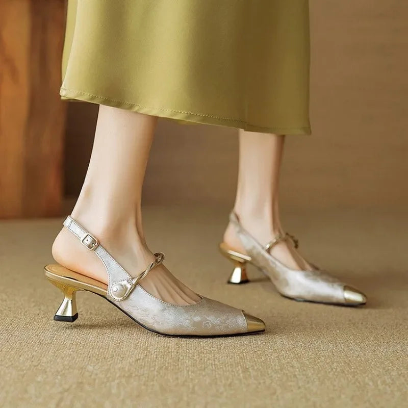 Martine | Slingback-pumps med tvinnad pärldetalj