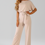 Produktbild – Danielle – Klassisk Jumpsuit Med Knytskärp Och Vida Ben För Dam