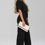 Produktbild – Danielle – Klassisk Jumpsuit Med Knytskärp Och Vida Ben För Dam
