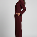 Produktbild – Charlotte – Skräddarsydd Jumpsuit Med Omlott Fram Och Vida Ben För Dam