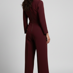 Produktbild – Charlotte – Skräddarsydd Jumpsuit Med Omlott Fram Och Vida Ben För Dam