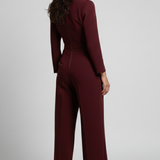 Produktbild – Charlotte – Skräddarsydd Jumpsuit Med Omlott Fram Och Vida Ben För Dam
