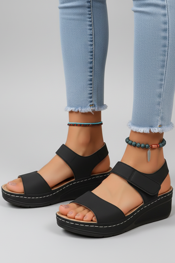 Produktbild – Brooklyn – Kvinno Wedge Sandaler Loop Remmar Tå