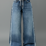 Produktbild – Gabriella – Kvinnors Avslappnade Vida Denimjeans med Dragsko Detalj