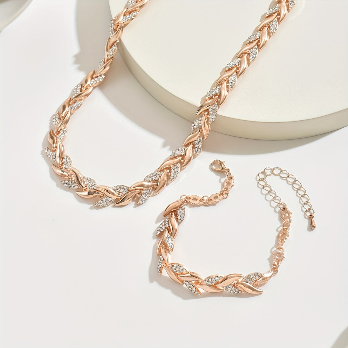 Produktbild – Elegant Rhinestone Fish Tail Set