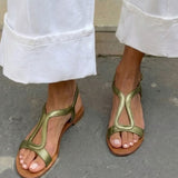 Élina | Platta sandaler med T-rem