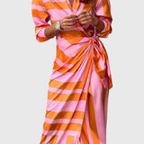 Produktbild – Everly – Elegant Wrap Dress With Print