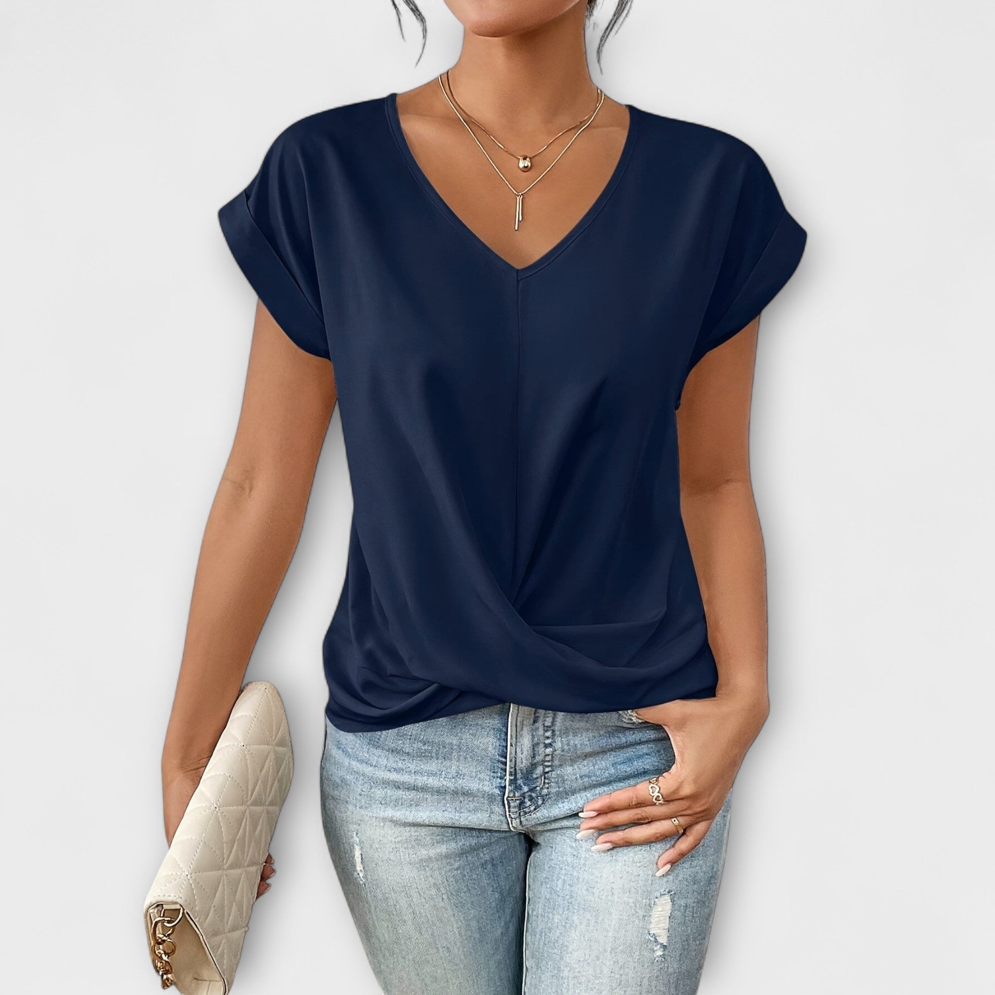 Produktbild – Carlinda – Elegant V-ringad topp
