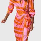 Produktbild – Everly – Elegant Wrap Dress With Print