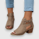 Nadine – sandal med kraftig klack